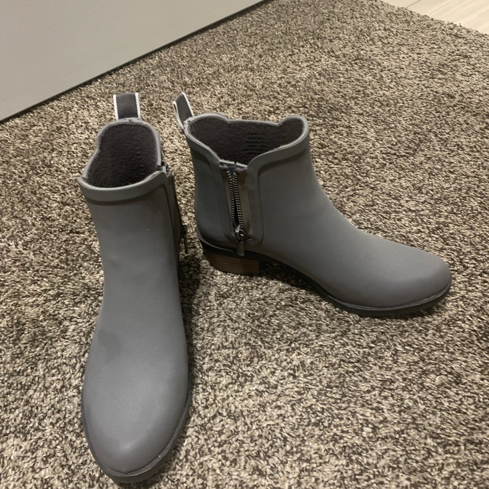 Lucky Brand Rain Boots